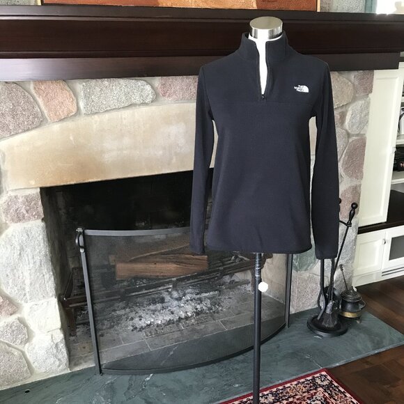 'The North Face' Black Light Weight Quarter Zip Pullover Sweater - Size Small - Picture 4 of 5